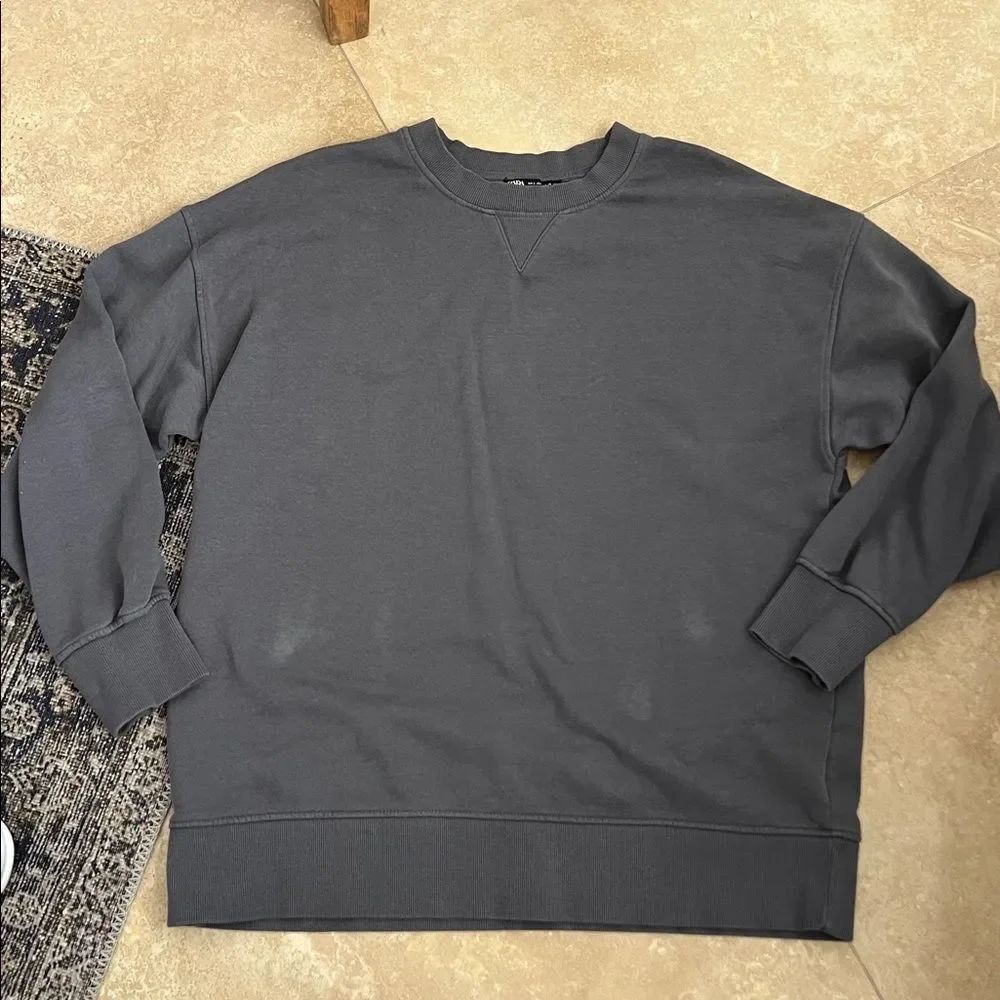 Zara Dark Gray Crewneck Sweatshirt